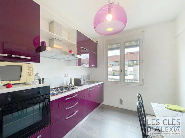 T2BIS BALCON - PARKING - LYON 6ᵉ – BROTTEAUX