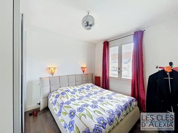 T2BIS BALCON - PARKING - LYON 6ᵉ – BROTTEAUX