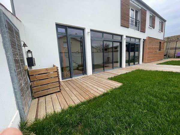 Vente Maison Thaire 6 pièces 410m²-IRM4348