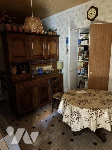 A VENDRE, REQUISTA, centre ville, Maison de ville 