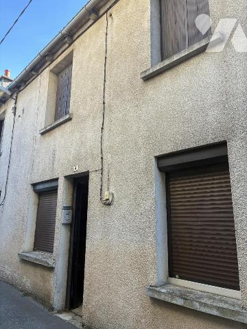 A VENDRE, REQUISTA, centre ville, Maison de ville 