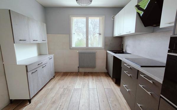 Maison à vendre    4 pièces • 73 m2 La Queue-en-Brie