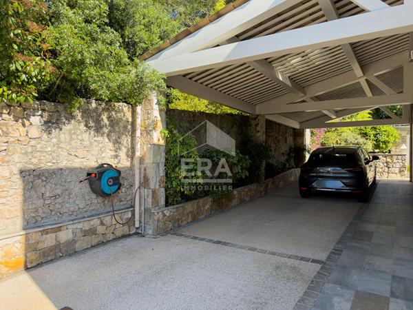 Villa grand standing  Mougins  264 m²  sur 1 644 m²