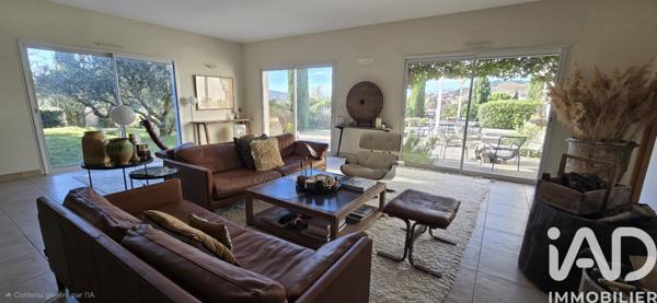 Maison à vendre 9 pièces 280 m² Mormoiron