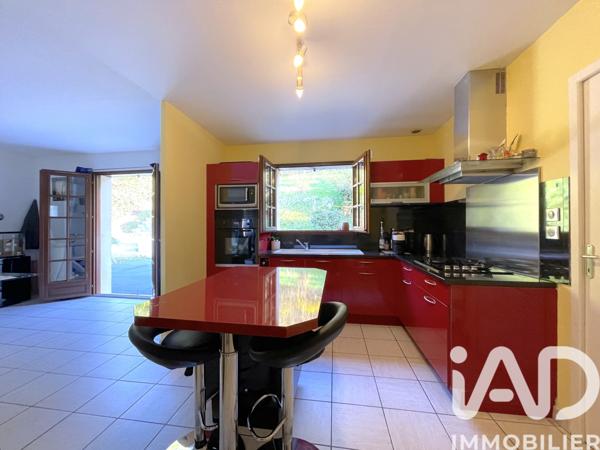 Maison à vendre 6 pièces 128 m² Saint-Léger-du-Bourg-Denis