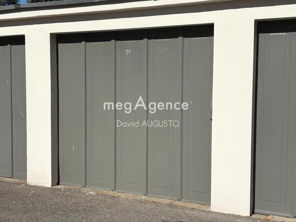 Parking à TASSIN-LA-DEMI-LUNE, 69160 - 12m²