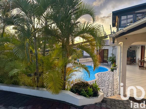 Maison à vendre 6 pièces 163 m² L'Étang-Salé