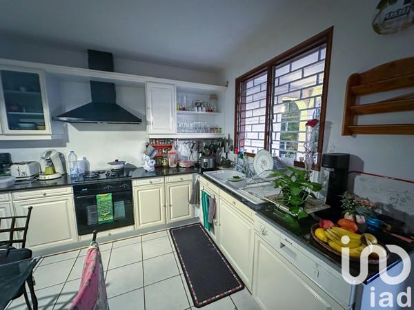 Maison à vendre 6 pièces 163 m² L'Étang-Salé