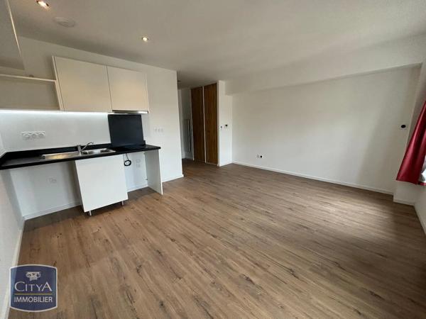 Appartement à louer 1 pièce 28.99m² Sommières (30250)