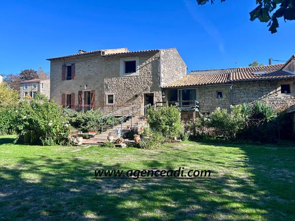 Maison La Creche 5 pièce(s) 130 m2, La creche 79260