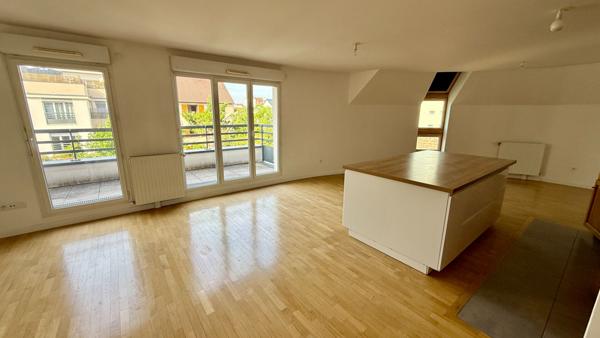 Appartement Nanterre 5 pièce(s) 102.83 m2