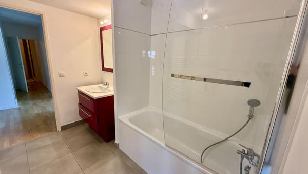 Appartement Nanterre 5 pièce(s) 102.83 m2