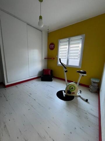 Villa de plein-pied, 207 m2 habitable, sur 1652 m2 de terrain .