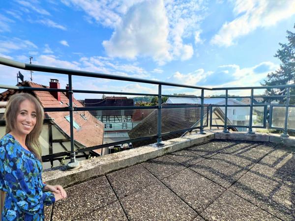 T3 dernier étage avec ascenseur, 2 places de parking et une cave