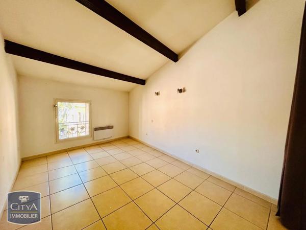 Appartement à louer 2 pièces 57.72m² Istres (13800)