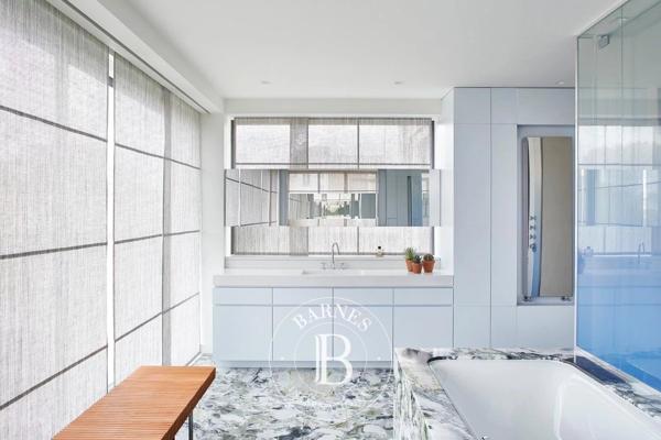 Neuilly-sur-Seine, Hôtel particulier 5 Chambres -  555 m² à vendre