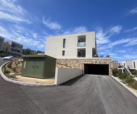 Vente Garage à Calvi