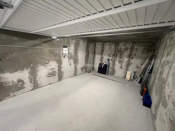 Vente Garage à Calvi