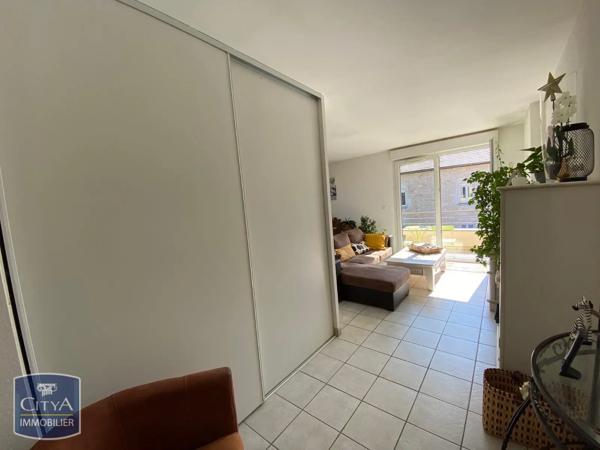 Appartement à louer 2 pièces 54.08m² Oyonnax (01100)