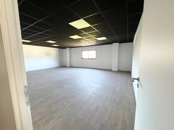 Local/bureau à vendre PORTE DE SAVOIE (73) - 185M2 -