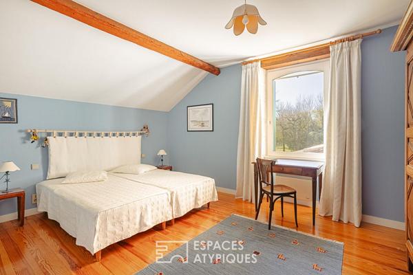 Anciennes écuries transformées en propriété de charme