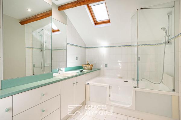 Anciennes écuries transformées en propriété de charme