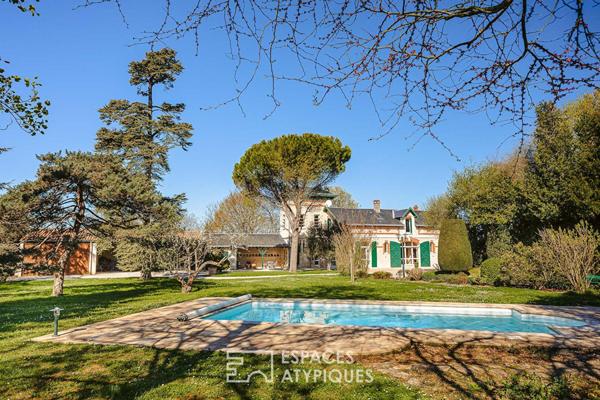 Anciennes écuries transformées en propriété de charme