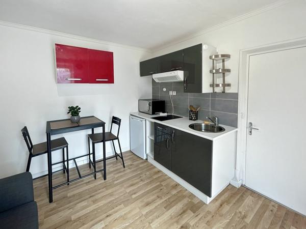 Appartement à louer    2 pièces • 24,77 m2 Corbeil-Essonnes