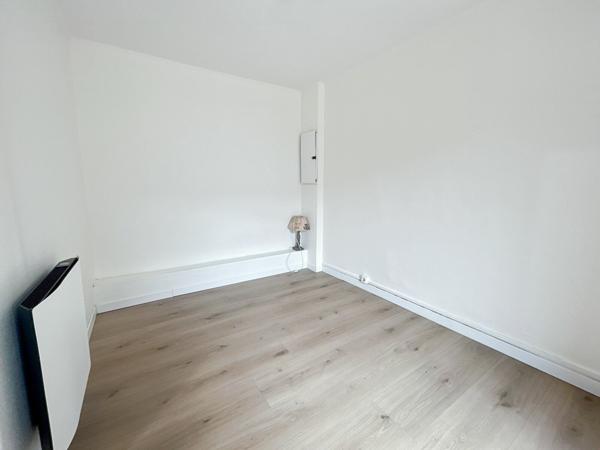 Appartement à louer    2 pièces • 24,77 m2 Corbeil-Essonnes