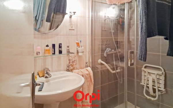 Maison à vendre    5 pièces • 175,39 m2 Commentry