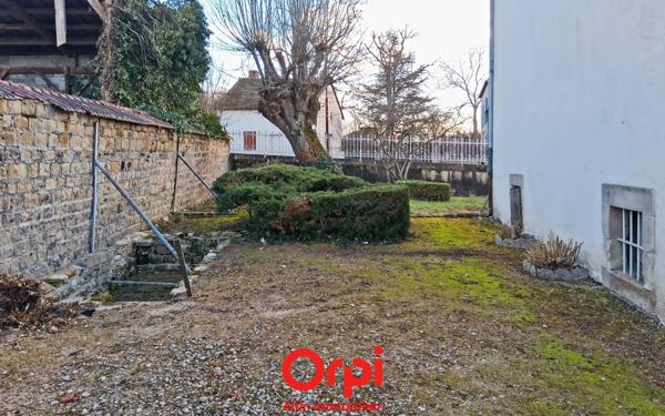 Maison à vendre    5 pièces • 175,39 m2 Commentry