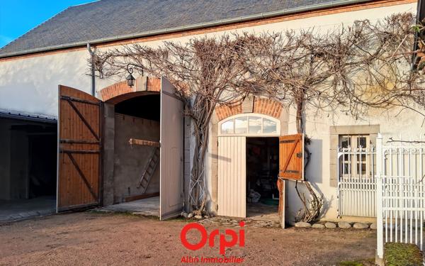 Maison à vendre    5 pièces • 175,39 m2 Commentry
