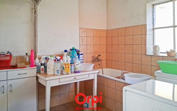 Maison à vendre    5 pièces • 175,39 m2 Commentry