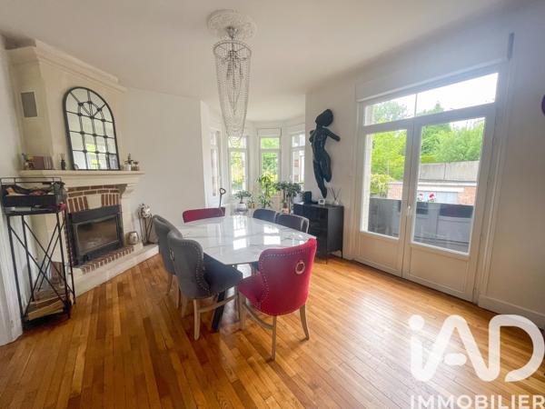 Maison à vendre 9 pièces 162 m² Saint-Quentin
