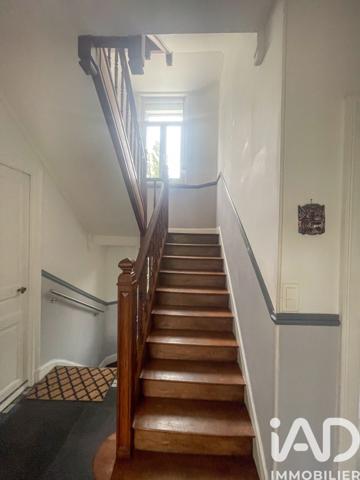Maison à vendre 9 pièces 162 m² Saint-Quentin