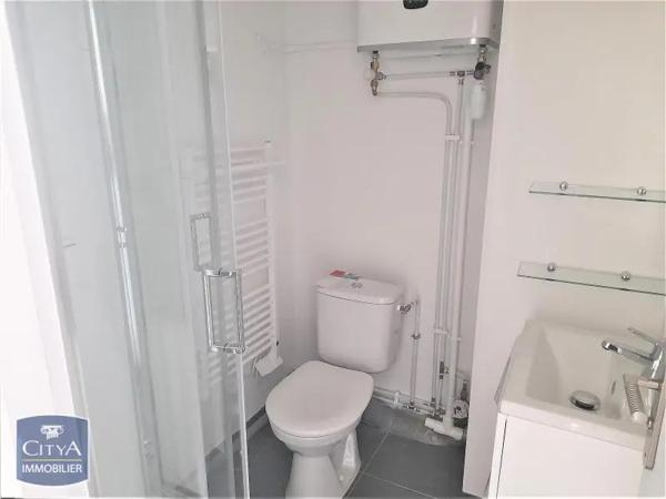 Appartement à louer 2 pièces 34m² Chalon-sur-Saône (71100)