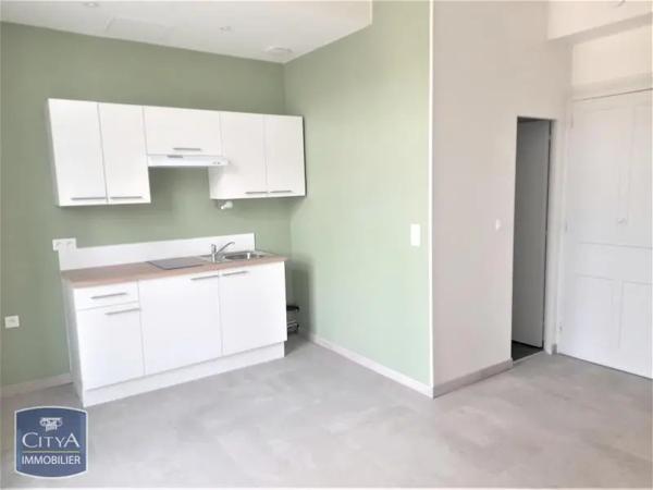 Appartement à louer 2 pièces 34m² Chalon-sur-Saône (71100)