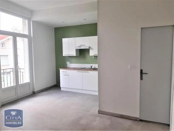Appartement à louer 2 pièces 34m² Chalon-sur-Saône (71100)