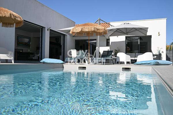 Maison d'architecte 6 pièces 157 m2 - Aytre (17140)