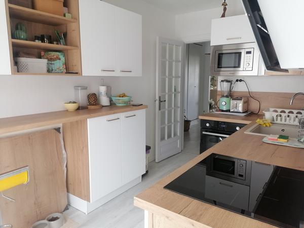 Chennevières-sur-Marne (94430) Appartement F4 avec 2 grands balcons, cave et place de parking