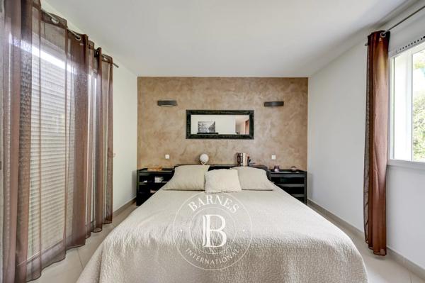 Aix-en-Provence, Maison 3 Chambres -  280 m² à vendre