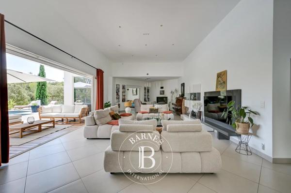 Aix-en-Provence, Maison 3 Chambres -  280 m² à vendre