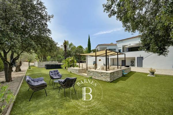 Aix-en-Provence, Maison 3 Chambres -  280 m² à vendre