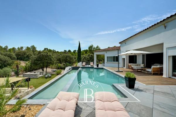 Aix-en-Provence, Maison 3 Chambres -  280 m² à vendre