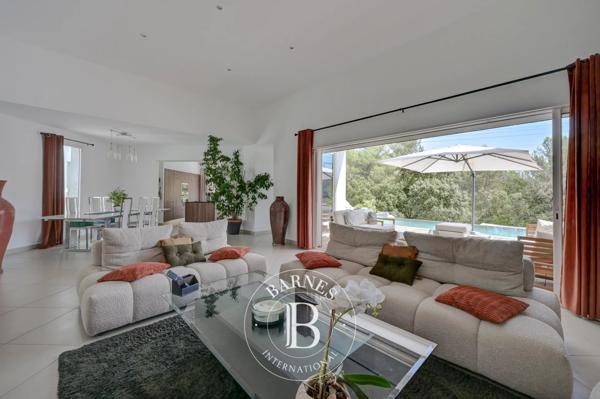 Aix-en-Provence, Maison 3 Chambres -  280 m² à vendre