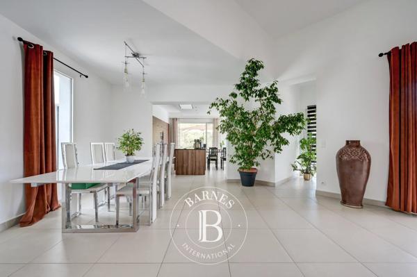 Aix-en-Provence, Maison 3 Chambres -  280 m² à vendre