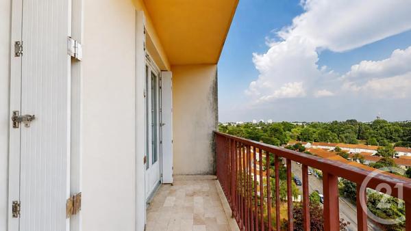 Appartement F4 à vendre  4 pièces - 75,24 m 2   ST HERBLAIN  - 44