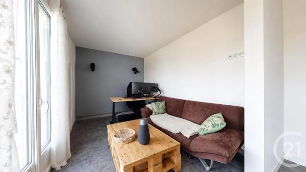 Appartement F4 à vendre  4 pièces - 75,24 m 2   ST HERBLAIN  - 44