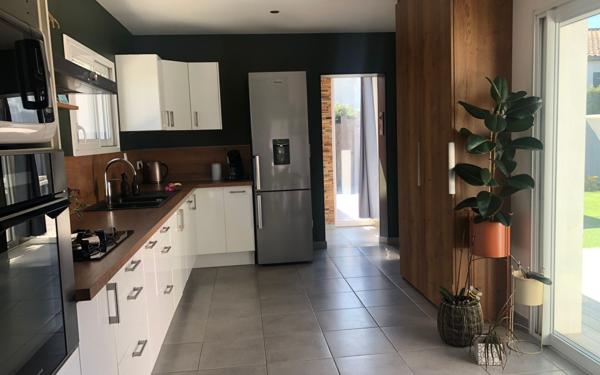 Maison à vendre    5 pièces •  Aigrefeuille-d'Aunis