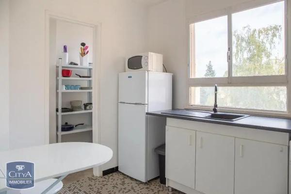 Appartement à louer 1 pièce 32.11m² Le Mans (72000)